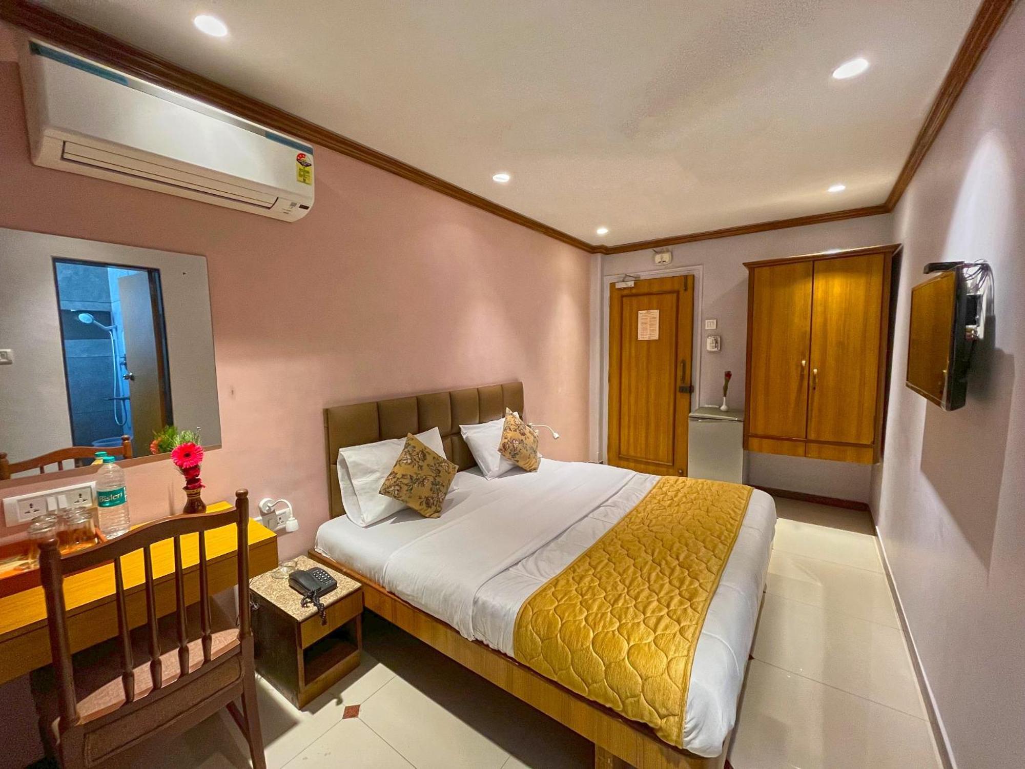 Hotel Parklane Mumbai Exterior photo