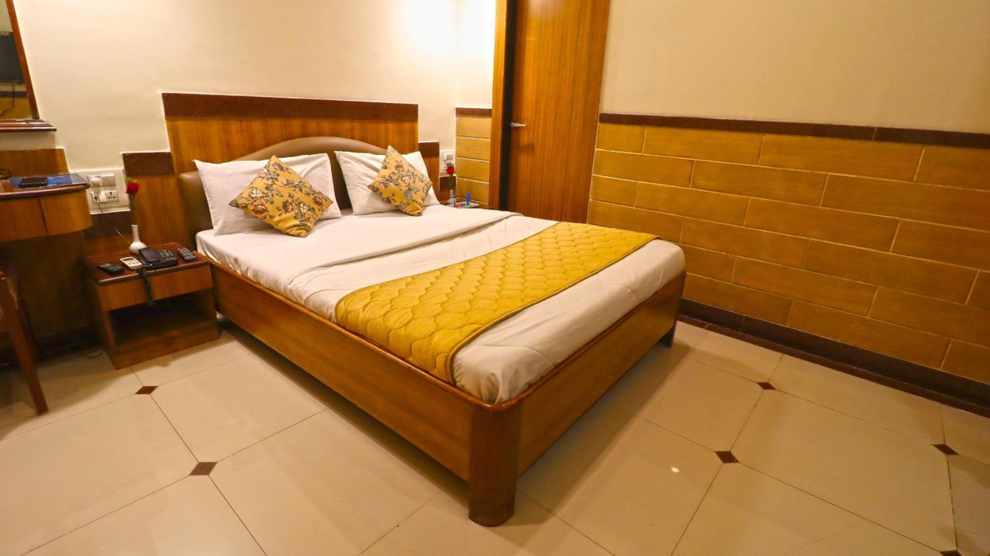 Hotel Parklane Mumbai Exterior photo