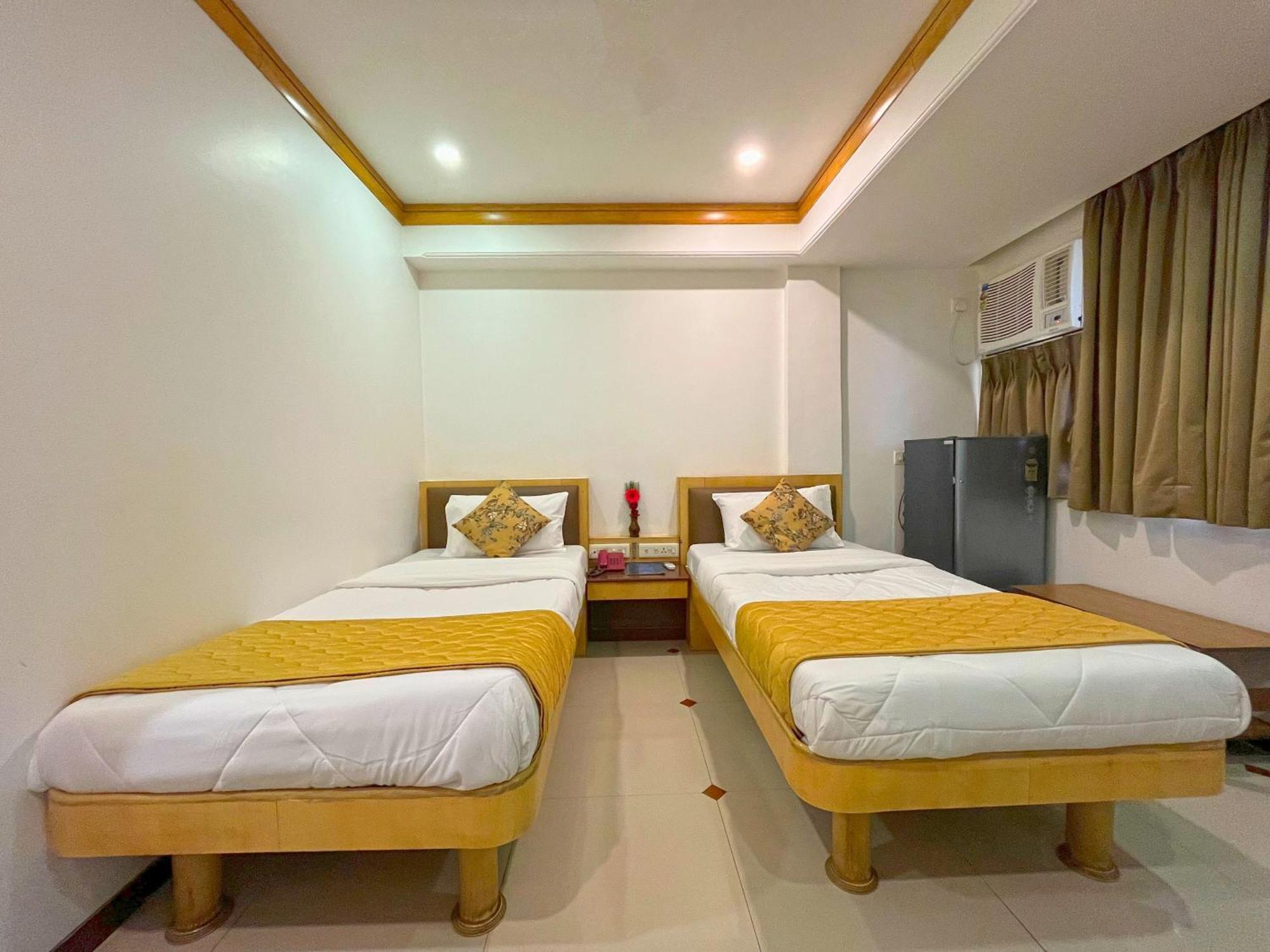 Hotel Parklane Mumbai Exterior photo